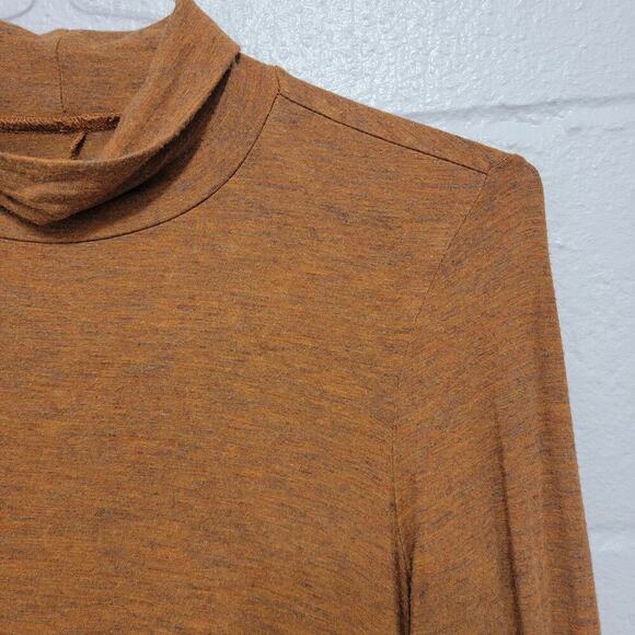 American Eagle Sharkbite Turtleneck Small Top Loungewear *minor flaw* 532 - Picture 10 of 12